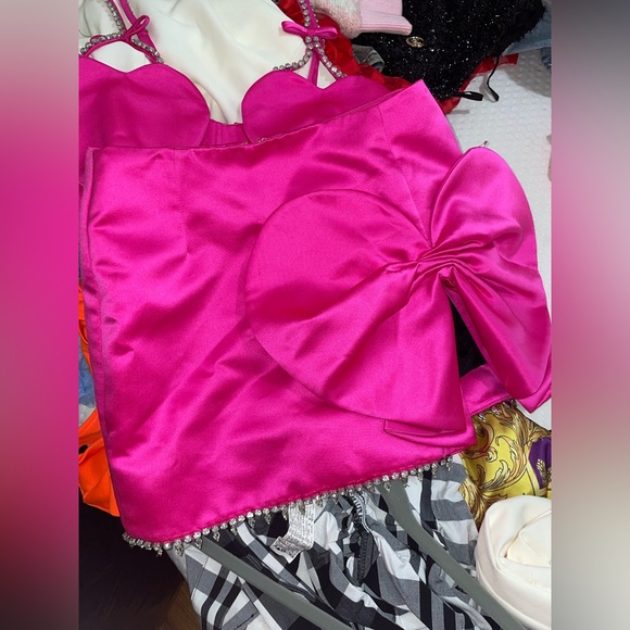 Women’s beautiful two peice - Picture 2 of 3